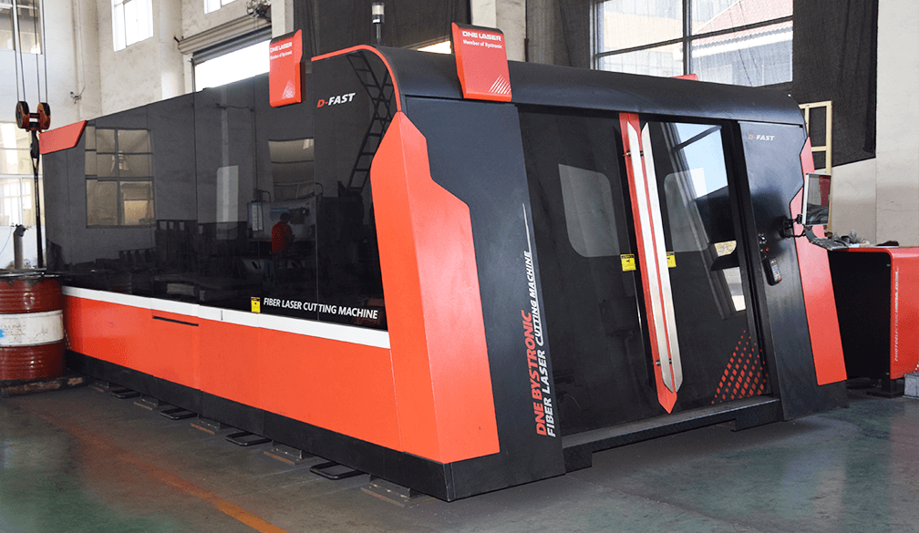 Волоконный лазерный резак